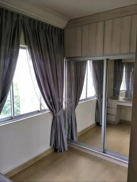 Condominium for Rent at Puncak Seri Kelana - Edmand Chia - Bedroom - PropertyGuru.com.my