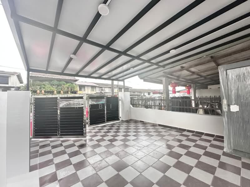 2-storey Terraced House for Sale in Taman Plentong Baru (Masai) - Robin Teo - Exterior - PropertyGuru.com.my