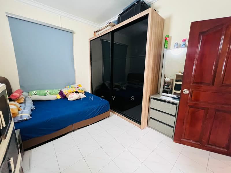 1-storey Terraced House for Sale in Taman Universiti (Skudai) - Vincy Sia - Bedroom - PropertyGuru.com.my