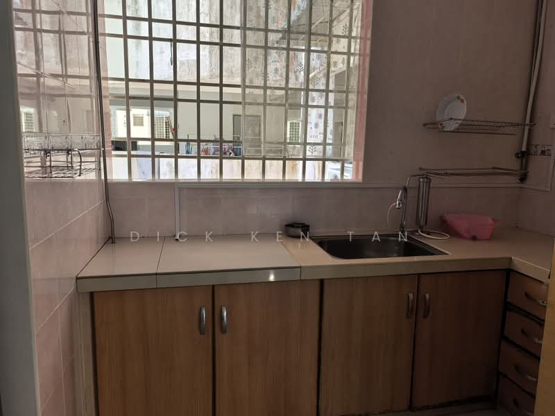 Kondominium untuk Disewa di Jay Series (Greenlane Heights Block J) - Dick Ken Tan - Kitchen - PropertyGuru.com.my