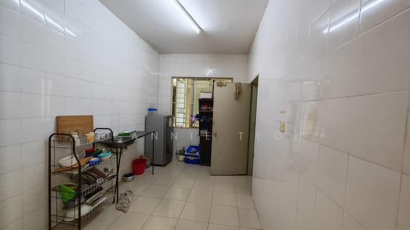 Kondominium untuk Disewa di Platinum Hill PV 8 - Jeannie Teoh - Kitchen - PropertyGuru.com.my