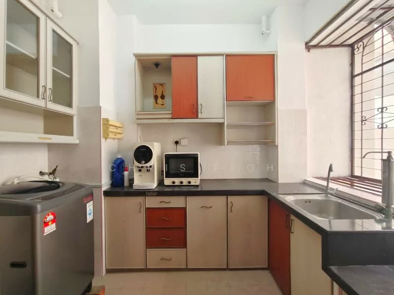 Condominium for Sale at Grand View - Chris Teoh - Kitchen - PropertyGuru.com.my