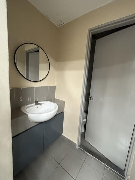 Kedai / Pejabat untuk Dijual di Petaling Jaya (Selangor) - Shirley Chan - Bathroom - PropertyGuru.com.my