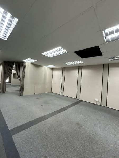 Kedai / Pejabat untuk Dijual di Petaling Jaya (Selangor) - Shirley Chan - Corridor - PropertyGuru.com.my