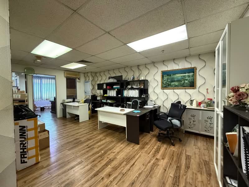 Office for Sale in Ampang (Kuala Lumpur) - Wai Kuen Leong - Study - PropertyGuru.com.my