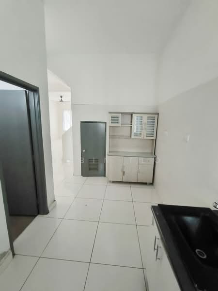 2-storey Terraced House for Rent in Taman Lagenda Putra (Kulai) - Robin Teo - Kitchen - PropertyGuru.com.my