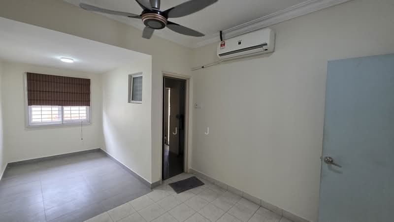 2-storey Terraced House for Sale in Kota Kemuning (Shah Alam) - J J - Interior - PropertyGuru.com.my