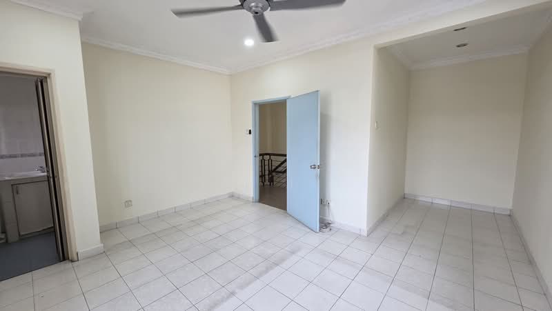 2-storey Terraced House for Sale in Kota Kemuning (Shah Alam) - J J - Interior - PropertyGuru.com.my