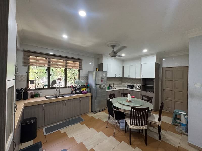 Rumah Teres 1 Tingkat untuk Dijual di Taman Bukit Cheras (Cheras) - Azizol . - Kitchen - PropertyGuru.com.my