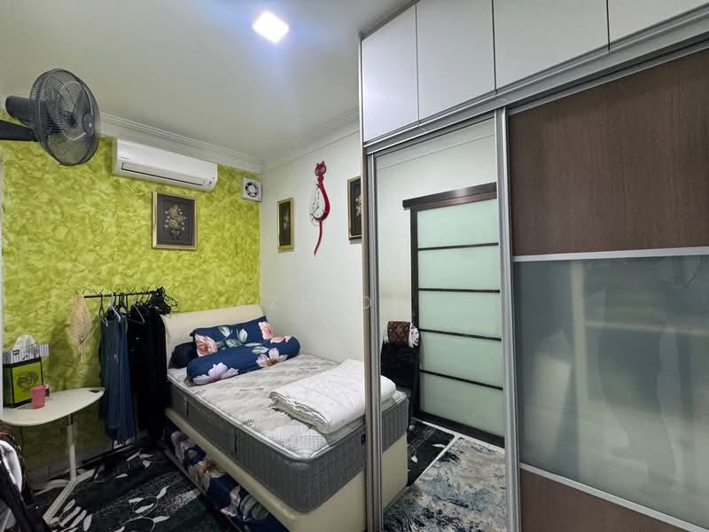 Rumah Teres 1 Tingkat untuk Dijual di Taman Bukit Cheras (Cheras) - Azizol . - Bedroom - PropertyGuru.com.my