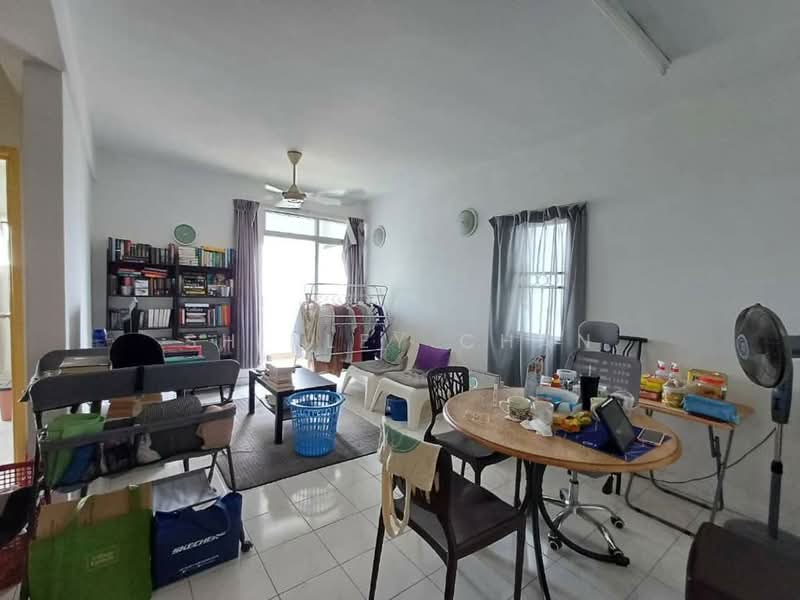 Kondominium untuk Dijual di D'aman Crimson - Shirley Chan - Living Room - PropertyGuru.com.my