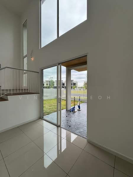 2-storey Terraced House for Rent in Bandar Gamuda Cove (Dengkil) - Vincent Yeoh - Entrance - PropertyGuru.com.my