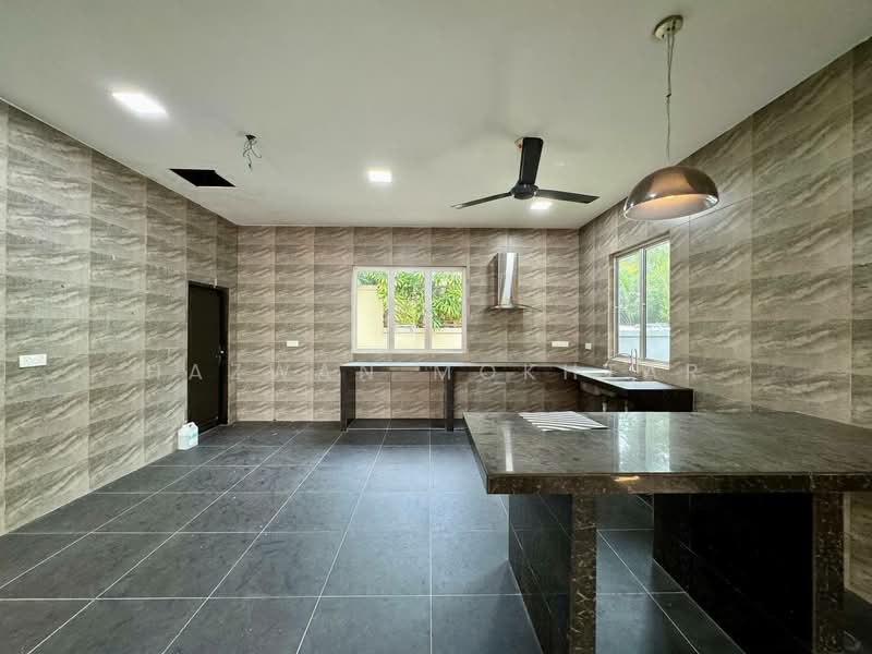 2-storey Terraced House for Sale in Bukit Jelutong (Shah Alam) - Hazwan Mokhtar - PropertyGuru.com.my