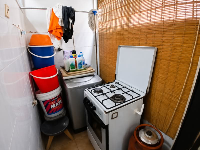 Apartment for Sale at Pangsapuri Sri Tanjung - KH Khoo - Kitchen - PropertyGuru.com.my