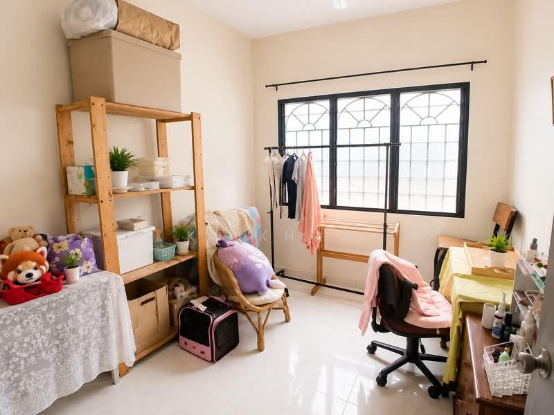 Apartment for Sale at Pangsapuri Sri Tanjung - KH Khoo - PropertyGuru.com.my