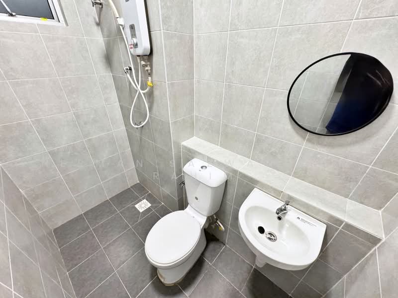 Condominium for Sale at Residensi Adelia 2 - Herman Sazwan Nor Rahim - Bathroom - PropertyGuru.com.my