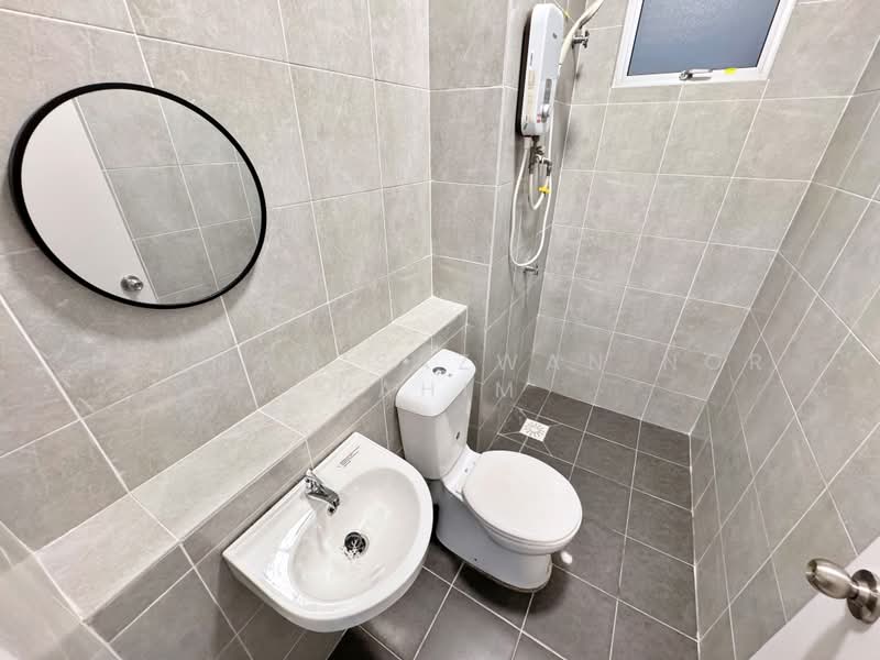 Condominium for Sale at Residensi Adelia 2 - Herman Sazwan Nor Rahim - Bathroom - PropertyGuru.com.my