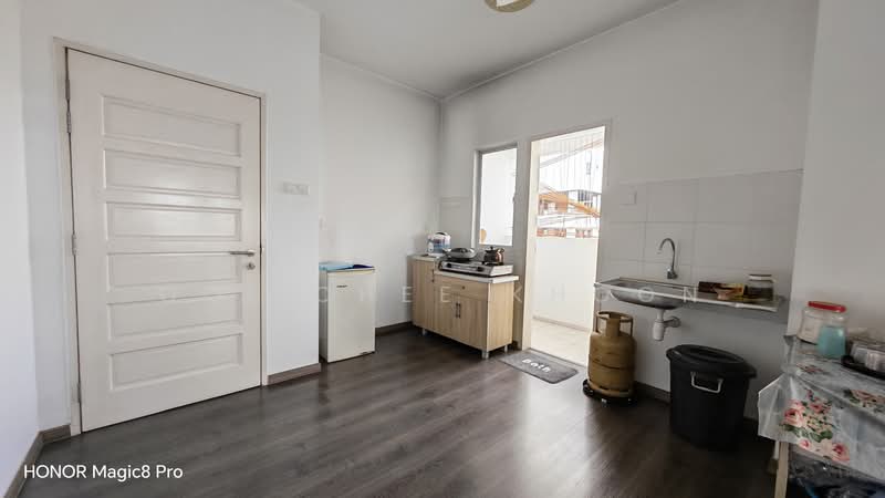 Pangsapuri untuk Dijual di Residensi Pauh Permai - Ooi Chee Khoon - Kitchen - PropertyGuru.com.my