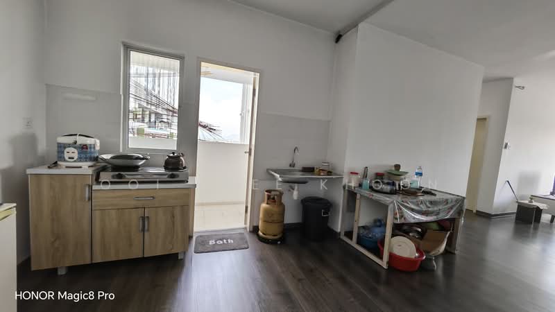 Pangsapuri untuk Dijual di Residensi Pauh Permai - Ooi Chee Khoon - Kitchen - PropertyGuru.com.my