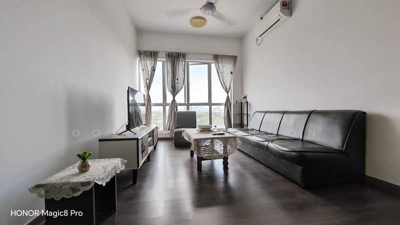 Pangsapuri untuk Dijual di Residensi Pauh Permai - Ooi Chee Khoon - Living Room - PropertyGuru.com.my