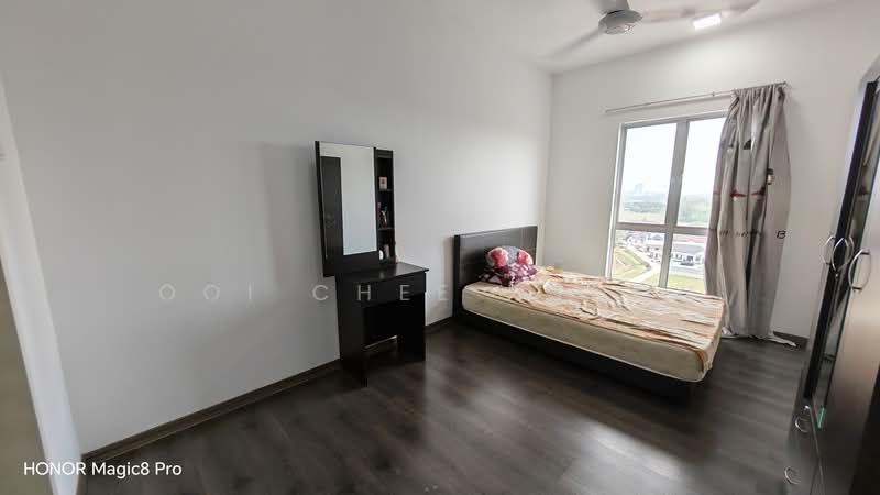Pangsapuri untuk Dijual di Residensi Pauh Permai - Ooi Chee Khoon - Bedroom - PropertyGuru.com.my