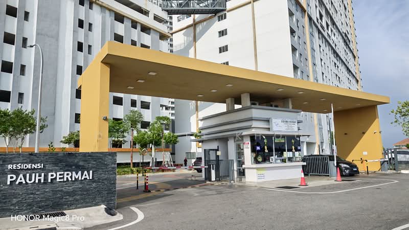 Pangsapuri untuk Dijual di Residensi Pauh Permai - Ooi Chee Khoon - Exterior - PropertyGuru.com.my
