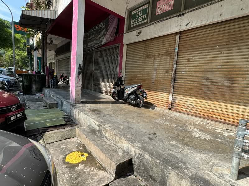 Shop for Rent in Taman Mulia Jaya (Ampang) - Dennix Chin - Exterior - PropertyGuru.com.my