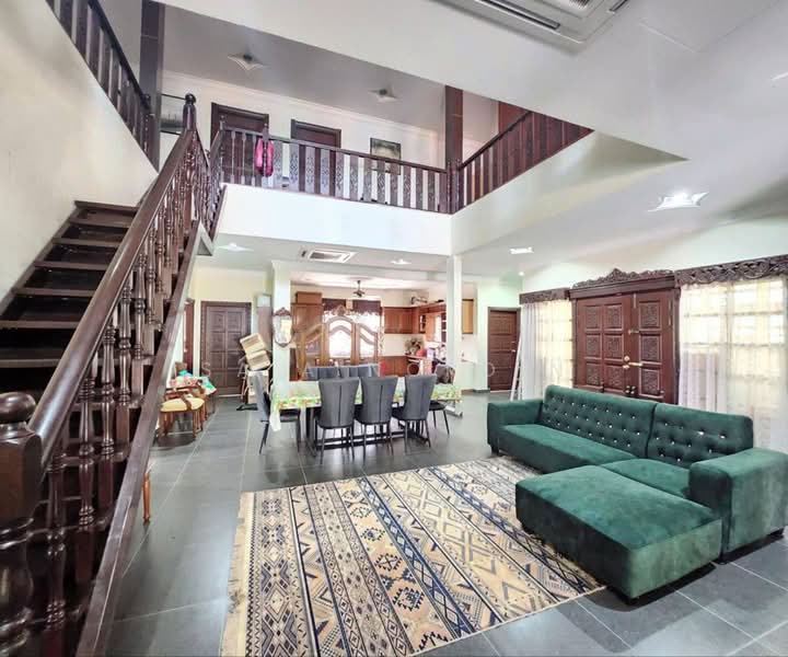 Bungalow for Sale in Subang Bestari (Shah Alam) - Sa'a Nordin - Living Room - PropertyGuru.com.my