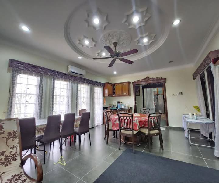 Bungalow for Sale in Subang Bestari (Shah Alam) - Sa'a Nordin - Dining Room - PropertyGuru.com.my