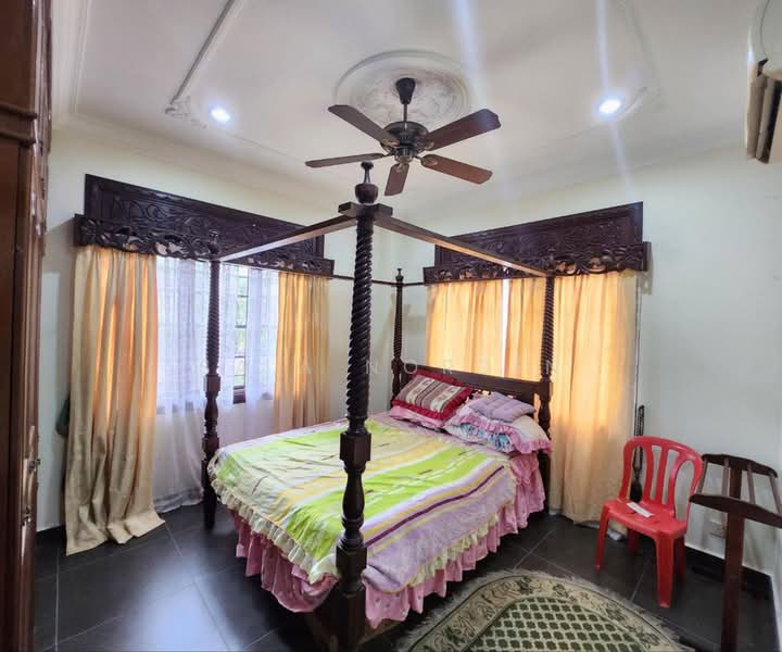 Bungalow for Sale in Subang Bestari (Shah Alam) - Sa'a Nordin - Bedroom - PropertyGuru.com.my
