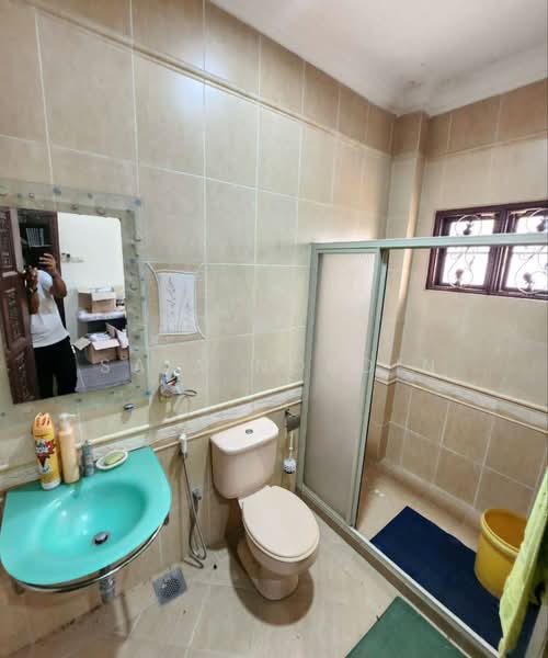 Bungalow for Sale in Subang Bestari (Shah Alam) - Sa'a Nordin - Bathroom - PropertyGuru.com.my