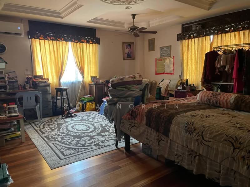 Bungalow for Sale in Subang Bestari (Shah Alam) - Sa'a Nordin - Bedroom - PropertyGuru.com.my