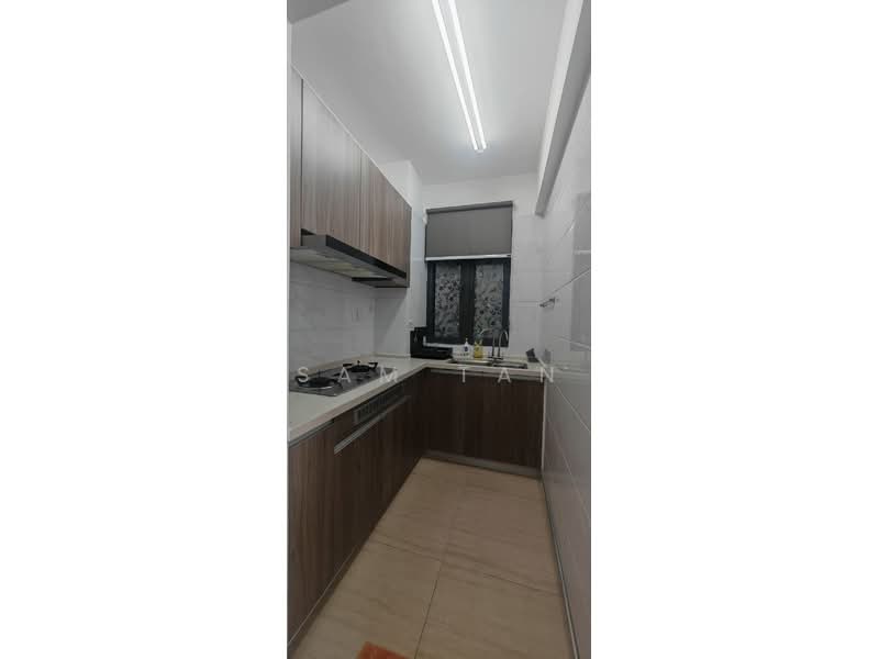 Kediaman Servis untuk Dijual di Country Garden Central Park - Sam Tan - Kitchen - PropertyGuru.com.my
