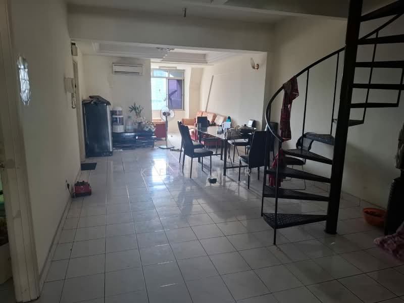 Kondominium untuk Dijual di Putra Court - Ken Ler - Living Room - PropertyGuru.com.my