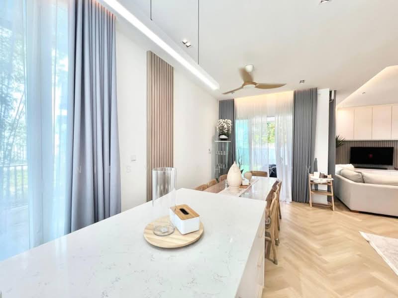 Rumah Teres 2 Tingkat untuk Dijual di Eco Forest (Semenyih) - Niesya Shuekry - Living Room - PropertyGuru.com.my