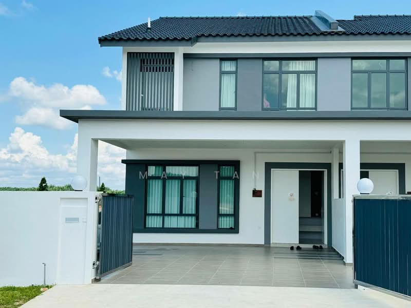 Rumah Teres 2 Tingkat untuk Dijual di Taman Bukit Perdana (Kluang) - May Tan - PropertyGuru.com.my