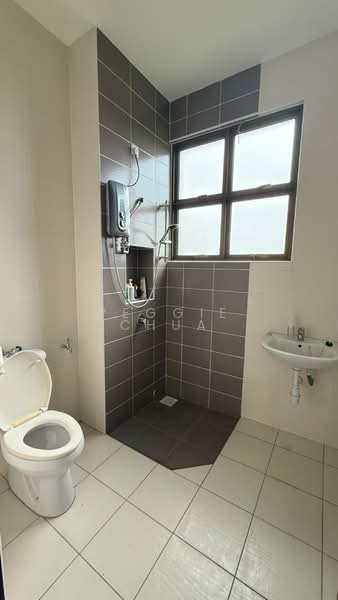 Semi-Detached House for Sale in Skudai (Johor) - Peggie Chua - Bathroom - PropertyGuru.com.my