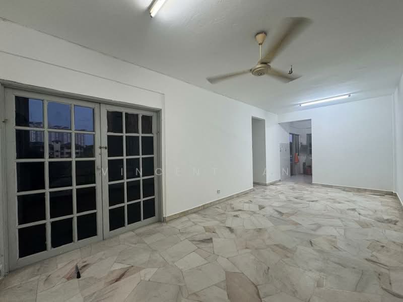 Apartment for Sale at Sunway Court - Vincent Tan - Living Room - PropertyGuru.com.my