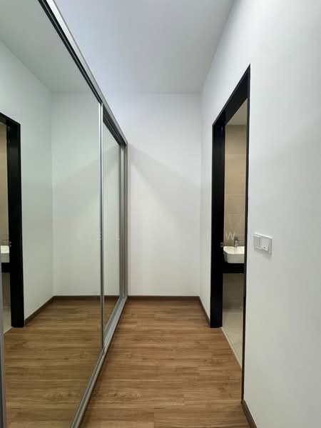 Service Residence for Rent at 2Rio Residence @ Bandar Puteri Puchong - Kelly Kew - Corridor - PropertyGuru.com.my