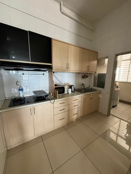 Kondominium untuk Disewa di Cova Suites - Denny Chen - Kitchen - PropertyGuru.com.my