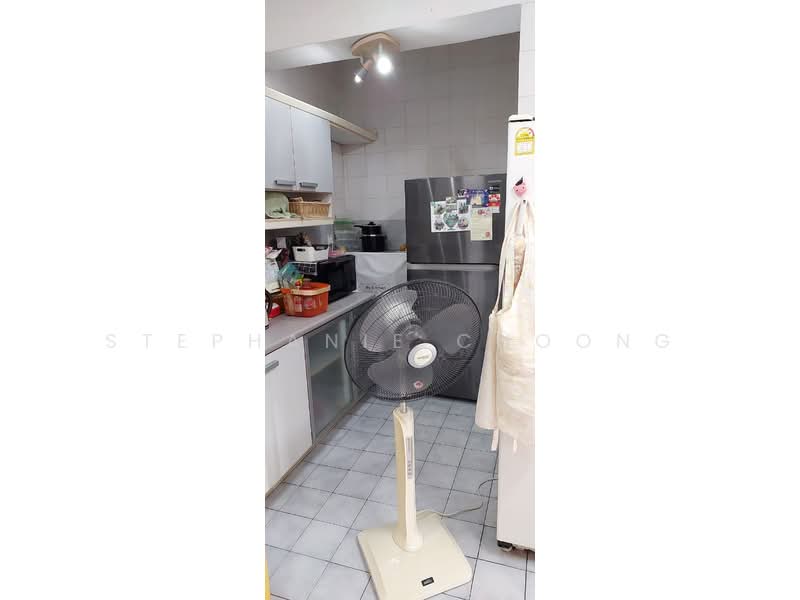 Kondominium untuk Dijual di Eastside @ One Ampang Avenue - Stephanie Choong - Kitchen - PropertyGuru.com.my