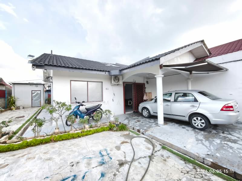 Semi-Detached House for Sale in Taman Sri Inderapura (Kuantan) - Mohammad Azizi - PropertyGuru.com.my
