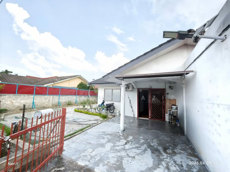 Semi-Detached House for Sale in Taman Sri Inderapura (Kuantan) - Mohammad Azizi - PropertyGuru.com.my