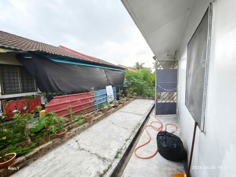 Semi-Detached House for Sale in Taman Sri Inderapura (Kuantan) - Mohammad Azizi - PropertyGuru.com.my