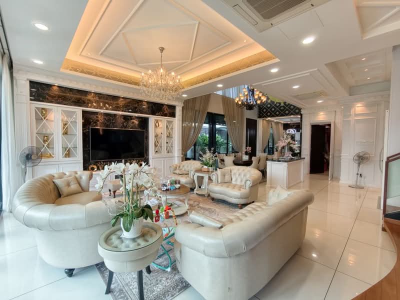 Bungalow for Sale in Senibong (Permas Jaya) - Kok Hui - Living Room - PropertyGuru.com.my