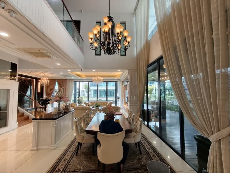 Bungalow for Sale in Senibong (Permas Jaya) - Kok Hui - Dining Room - PropertyGuru.com.my