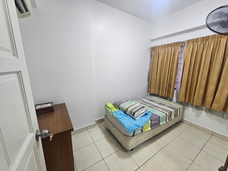 Kondominium untuk Dijual di Putra Court - Ken Ler - Bedroom - PropertyGuru.com.my