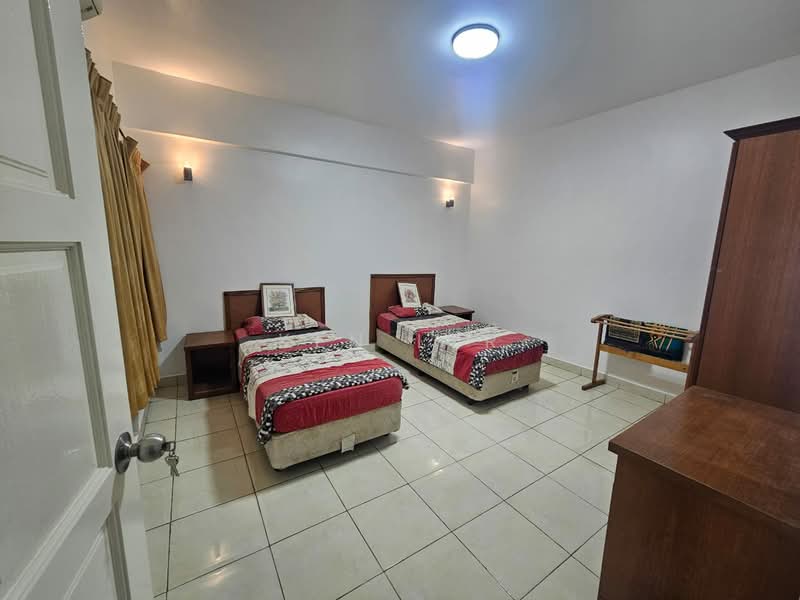 Kondominium untuk Dijual di Putra Court - Ken Ler - Bedroom - PropertyGuru.com.my
