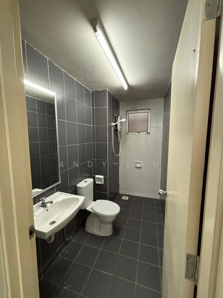 Servis Apartment untuk Dijual di The Arc - Andy Lau - Bathroom - PropertyGuru.com.my