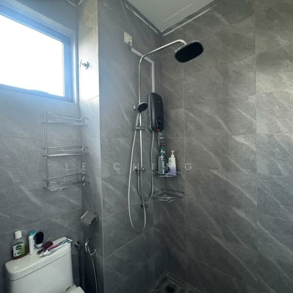 Pangsapuri untuk Disewa di Optimus Medini - Le Ching . - Bathroom - PropertyGuru.com.my